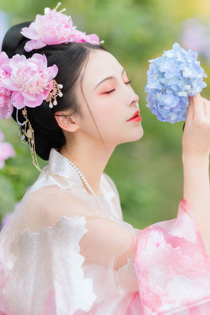 天使之争吻戏