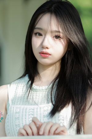 一级黄色片老头与小美女免费